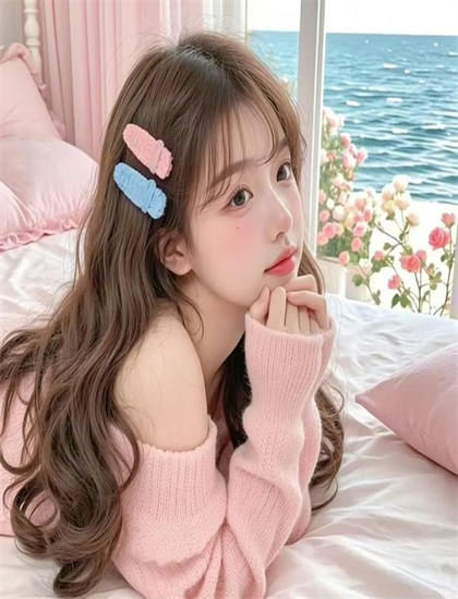 提名影片：探索月亮上的洞的奥秘：隐藏细节与深层意义